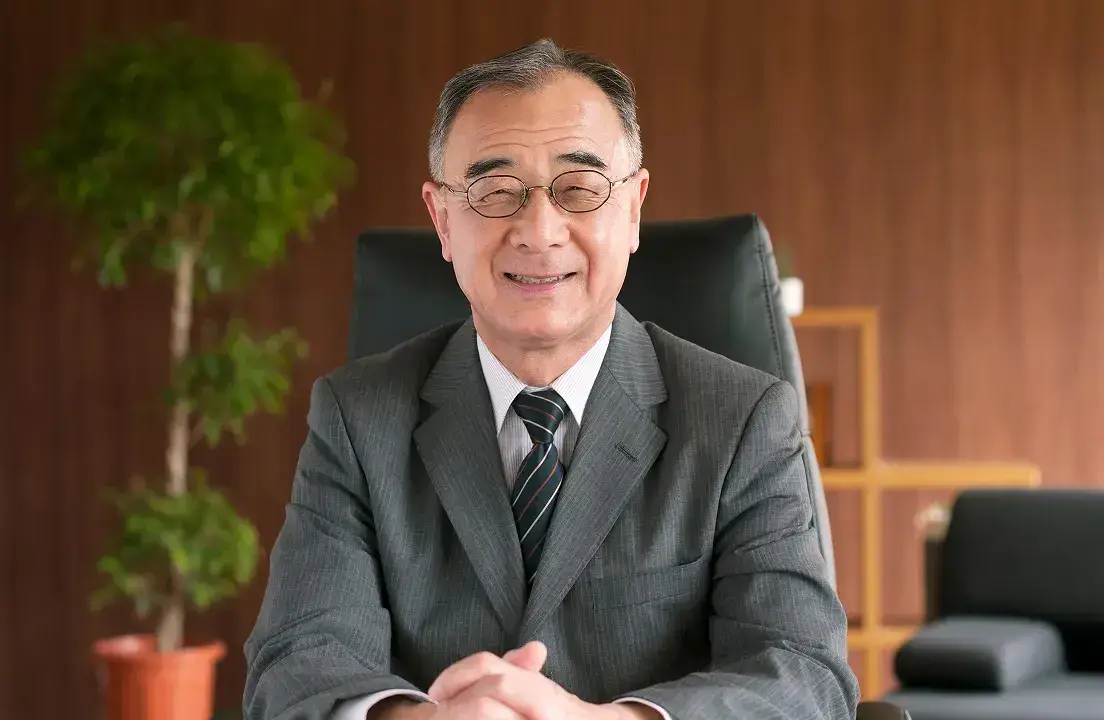 代表取締役社長山上茂久